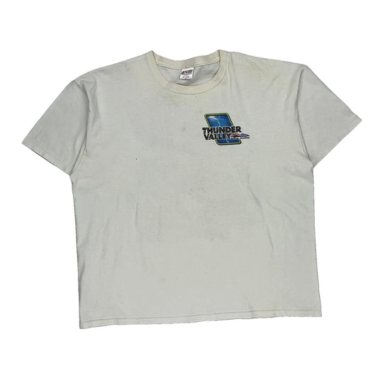 Thunder Valley Chase Authentics Graphic T-Shirt - 2XL White Cotton