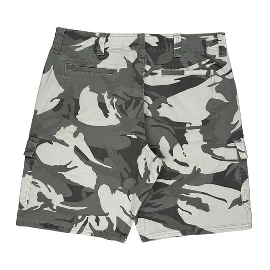 Wrangler Cargo Shorts - 34W 11L Camo Cotton Blend
