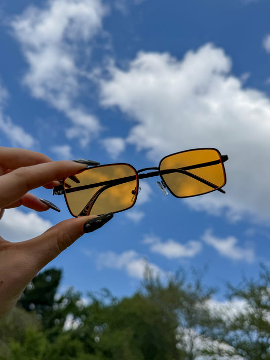 Berlin Metal Frame Rectangle Sunglasses